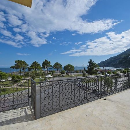 Ferienwohnung Palazzo Della Monica Vietri Exterior foto