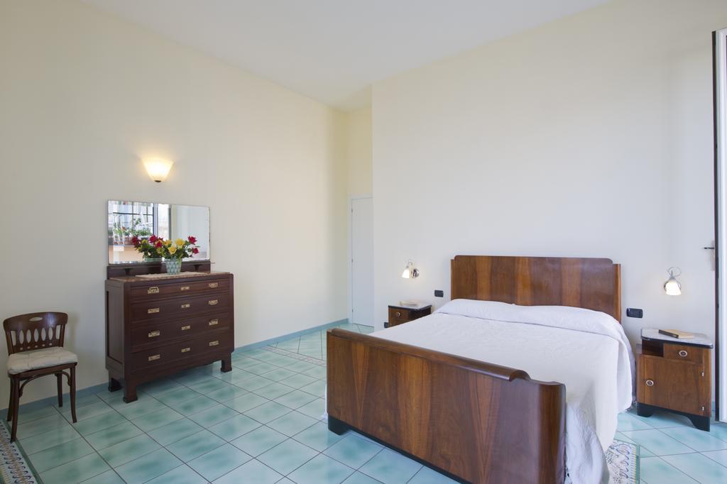 Ferienwohnung Palazzo Della Monica Vietri Zimmer foto
