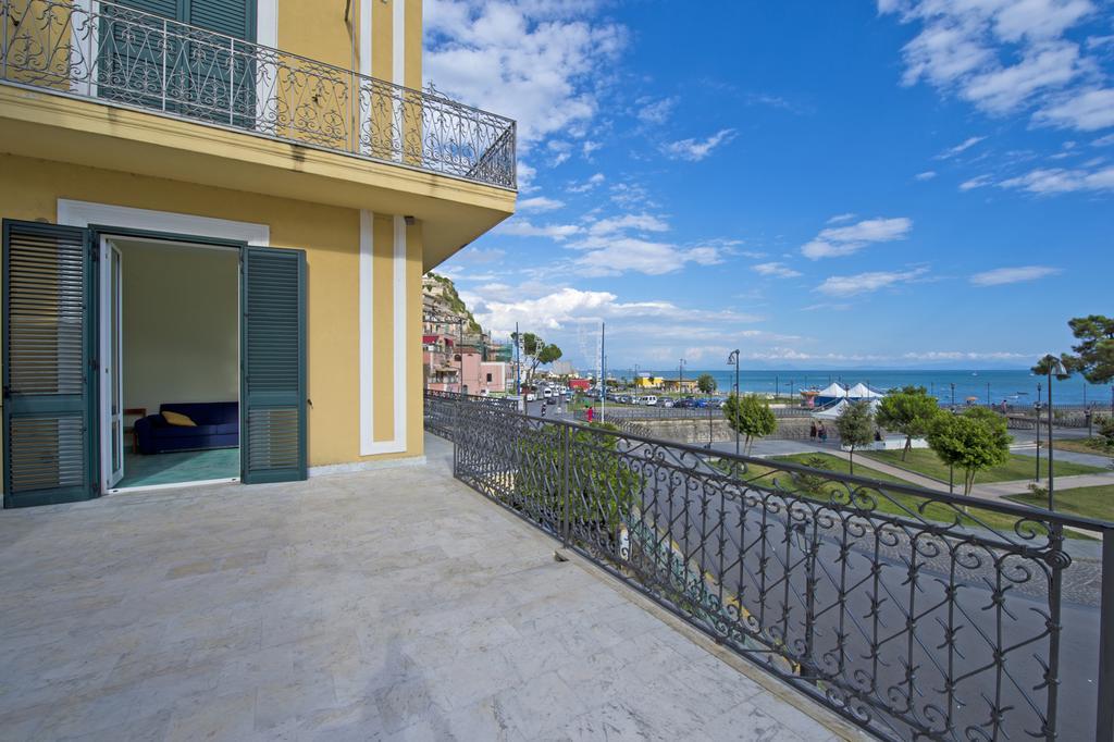 Ferienwohnung Palazzo Della Monica Vietri Zimmer foto