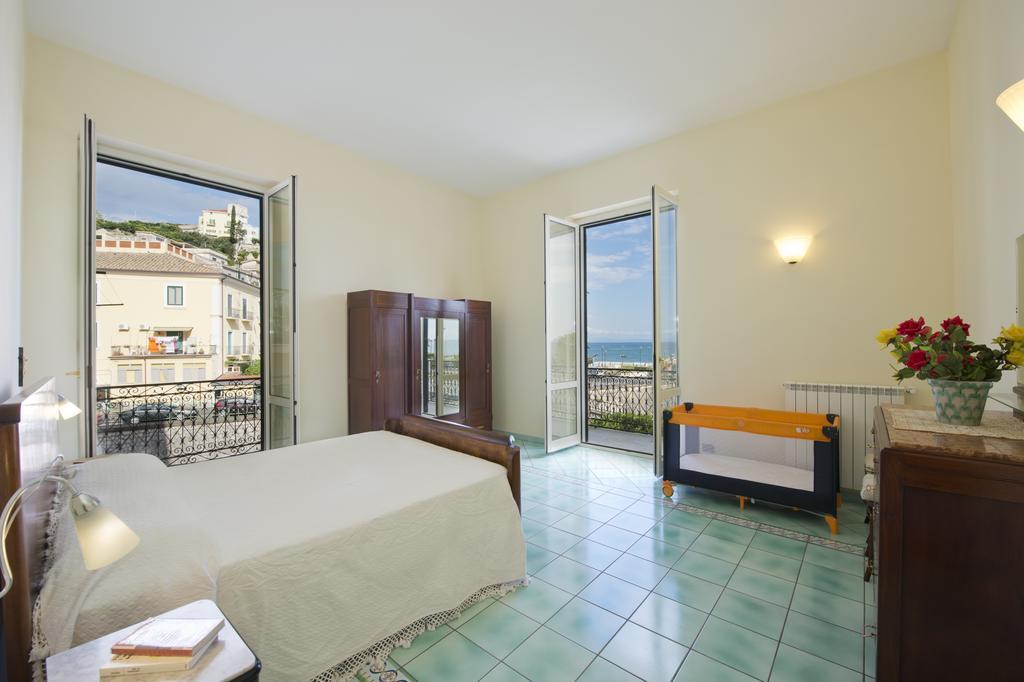 Ferienwohnung Palazzo Della Monica Vietri Zimmer foto