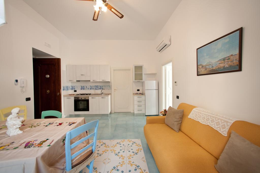 Ferienwohnung Palazzo Della Monica Vietri Exterior foto