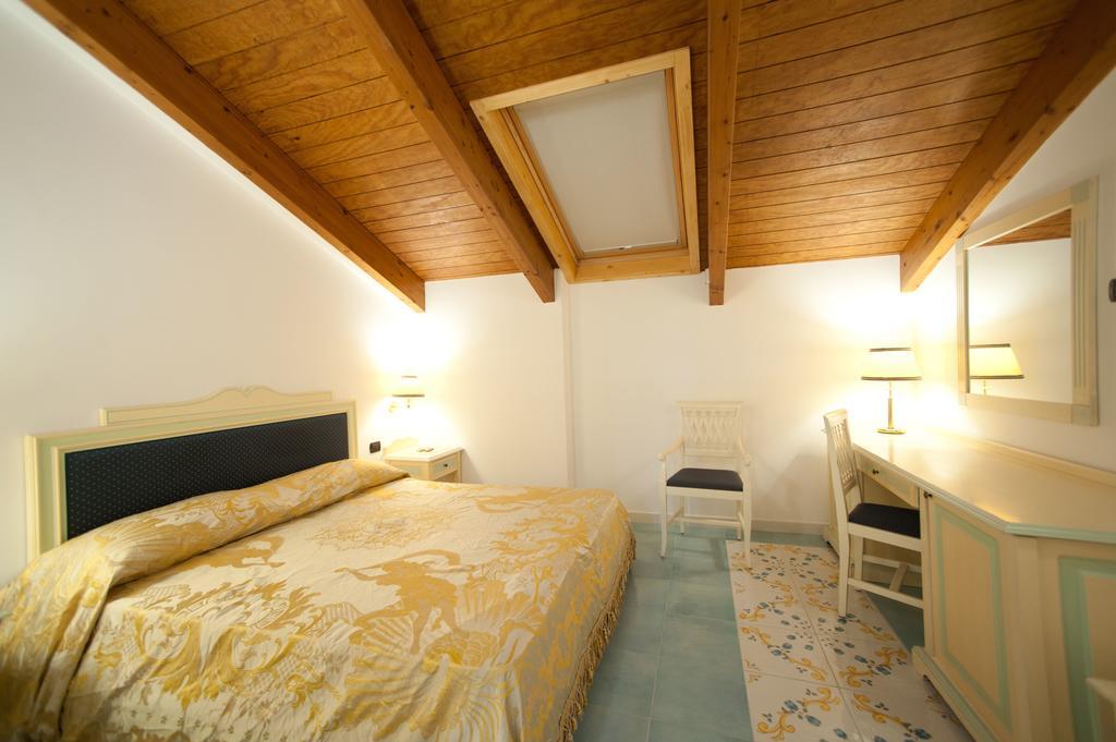 Ferienwohnung Palazzo Della Monica Vietri Exterior foto