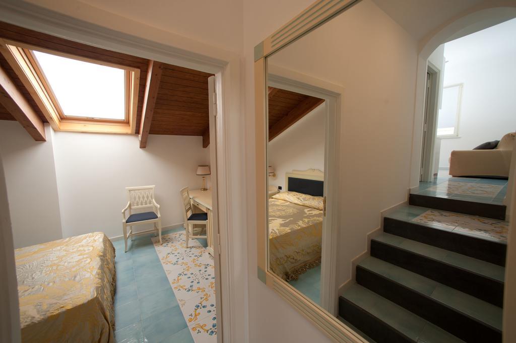 Ferienwohnung Palazzo Della Monica Vietri Zimmer foto